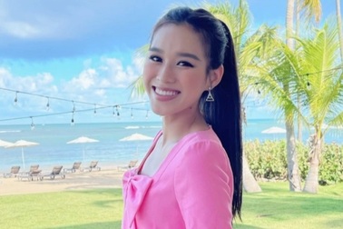 Đỗ Thị Hà diện nguyên cây hồng, nhập cuộc tại Miss World 2021