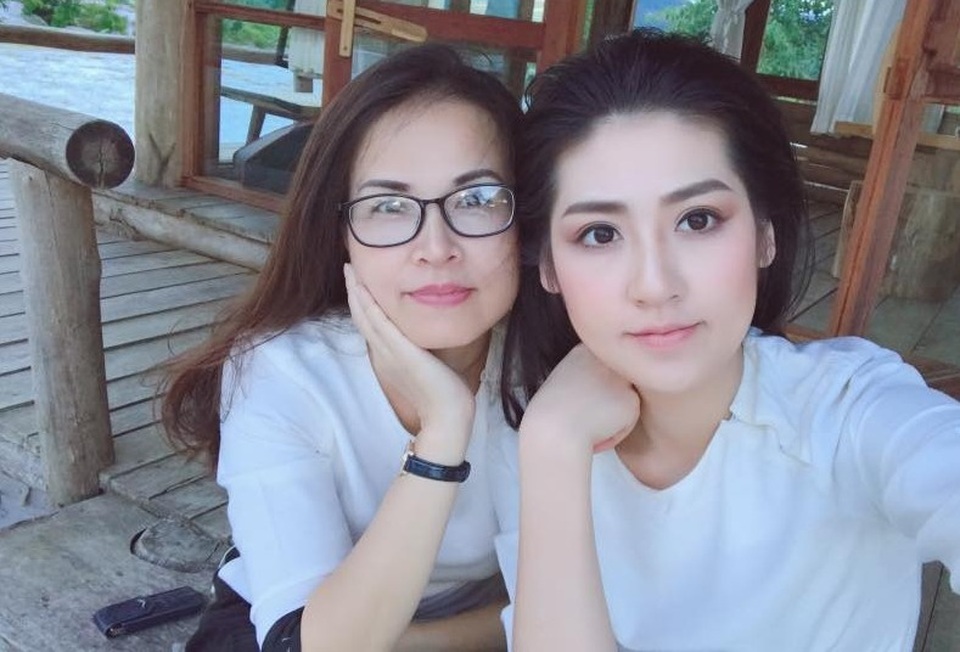 3 người đẹp Việt có mẹ thuộc hàng “mỹ nhân” - 4 3 người đẹp Việt có mẹ thuộc hàng “mỹ nhân” - 4