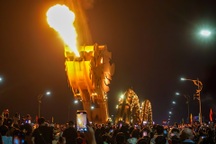 Vẻ đẹp lung linh của 5 cây cầu bắc qua sông Hàn