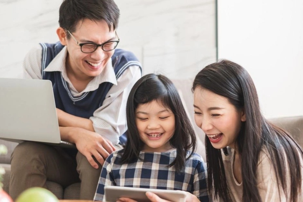 Cha mẹ có con thành đạt hay nói với con câu gì? - 4 Cha mẹ có con thành đạt hay nói với con câu gì? - 4
