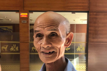 “Cụ” sinh viên ngành Luật 85 tuổi: "Đi học để trẻ lại"