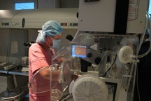 TP HCM: Ca mang thai hộ thành công đầu tiên là song thai