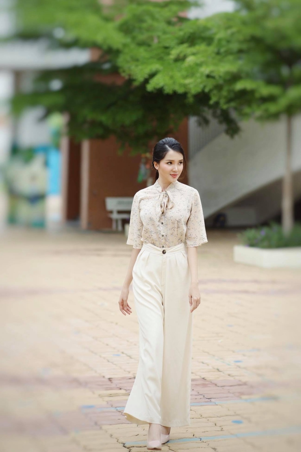 Người đẹp Huỳnh Thúy Vi cùng kêu gọi người dân phòng chống Covid-19 - 1 Người đẹp Huỳnh Thúy Vi cùng kêu gọi người dân phòng chống Covid-19 - 1