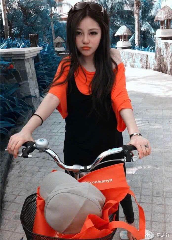 La Chí Tường bất ngờ đăng ảnh “nịnh” bạn gái cũ sau scandal ngoại tình - 9