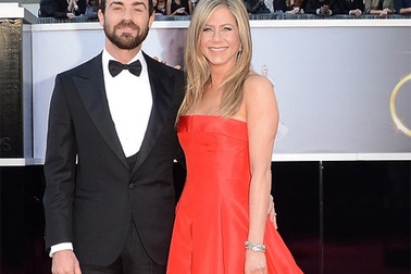 Jennifer Aniston dựng chuồng gà trong dinh thự 21 triệu đô la
