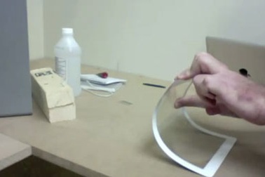 iPad 2 “kiên cường” trong màn thử độ bền 