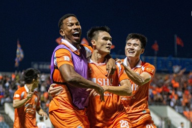 Ngoại binh tỏa sáng, SHB Đà Nẵng giành 3 điểm quan trọng ở V-League