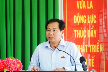 Cử tri Cần Thơ "phát sốt" vì giá xăng dầu, vật liệu xây dựng tăng phi mã