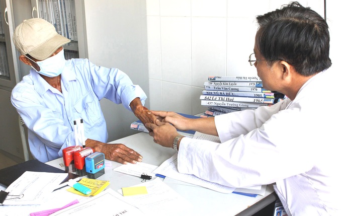 Trong 10 tháng, Hà Nội phát hiện 1.263 trường hợp nhiễm HIV - Ảnh 1.