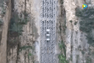 Kinh ngạc trước cách Trung Quốc xây thang máy cao nhất thế giới bằng tay