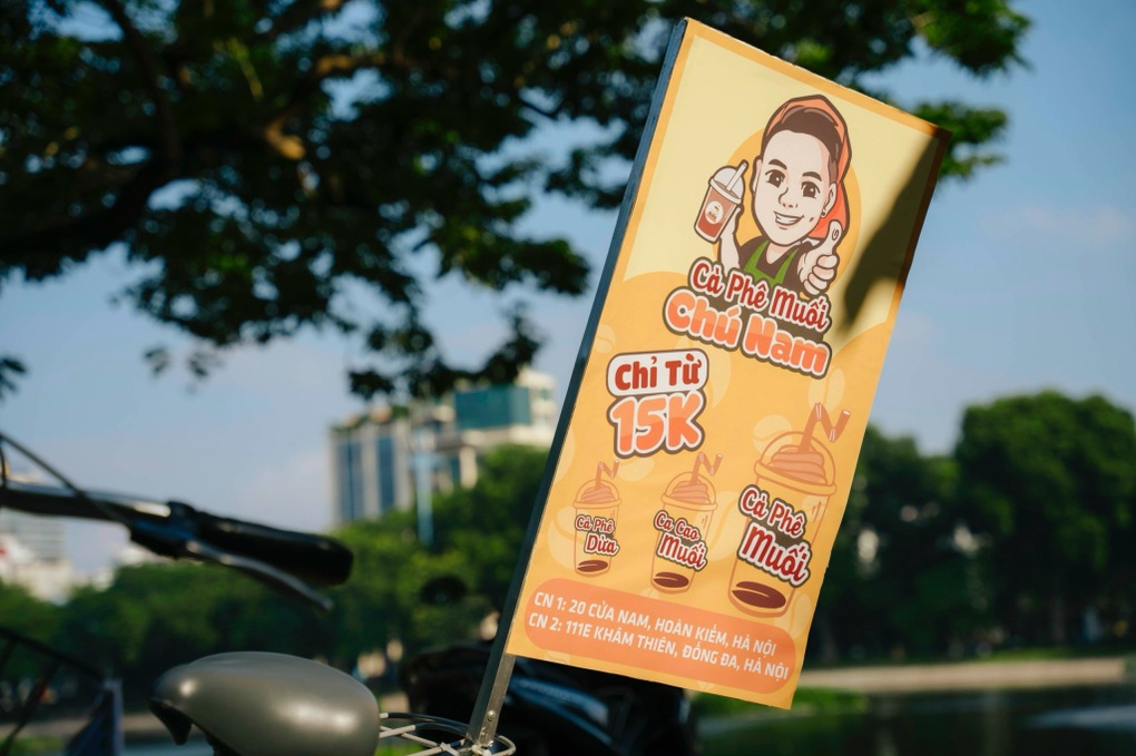 Tận hưởng mùa thu Hà Nội cùng ly cà phê muối Chú Nam - 1 Tận hưởng mùa thu Hà Nội cùng ly cà phê muối Chú Nam - 1