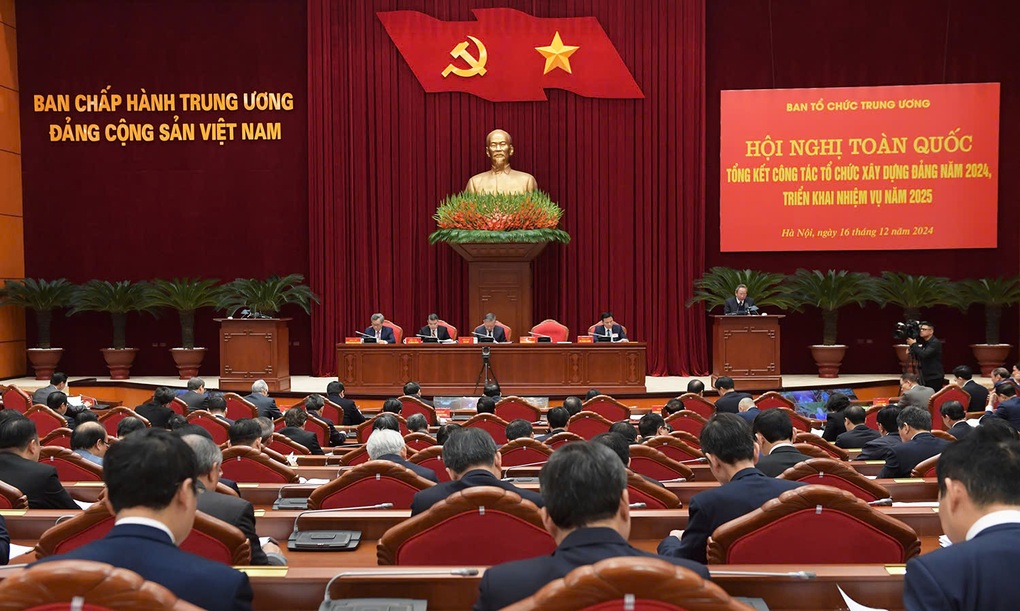 Tổng Bí thư Tô Lâm: Cơ quan tham mưu phải giúp lãnh đạo nghĩ sớm và lo xa - 1 Tổng Bí thư Tô Lâm: Cơ quan tham mưu phải giúp lãnh đạo nghĩ sớm và lo xa - 1