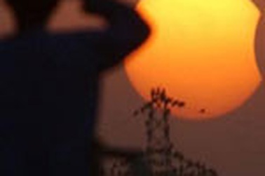 Chùm ảnh nhật thực vòng quanh thế giới