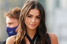 10 bóng hồng xinh đẹp bên lề đường đua F1