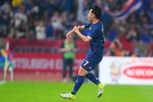 Bàn thắng thiếu cao thượng của Supachok được bình chọn nhiều nhất AFF Cup