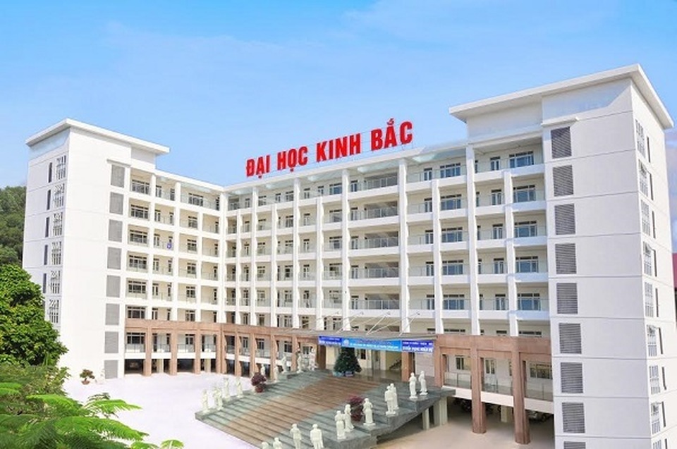 Bắt Phó Hiệu trưởng Trường Đại học Kinh Bắc - 1