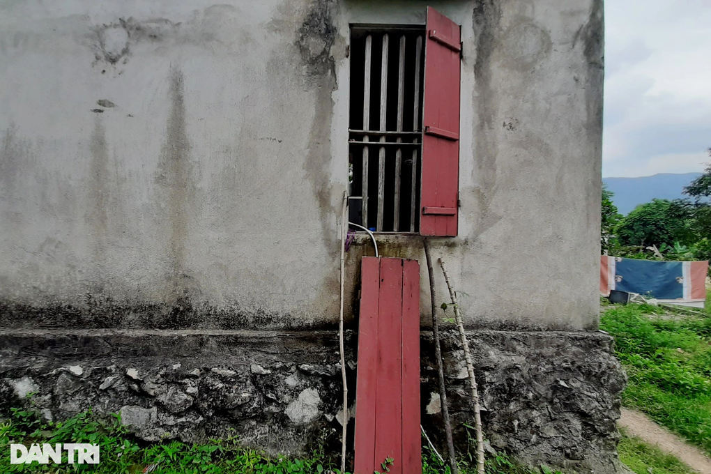 Bố bị tai biến, mẹ mất vì ung thư, chàng trai trẻ lo đàn em phải bỏ học - 3