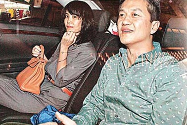 Vợ chồng Lý Á Bằng “hẹn hò” với Lưu Gia Linh