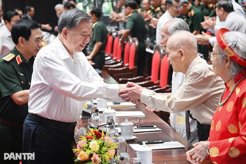 Tổng Bí thư Tô Lâm thông tin số lượng dự kiến Ủy viên BCH T.Ư Đảng khóa XIV - 1 Tổng Bí thư Tô Lâm thông tin số lượng dự kiến Ủy viên BCH T.Ư Đảng khóa XIV - 1