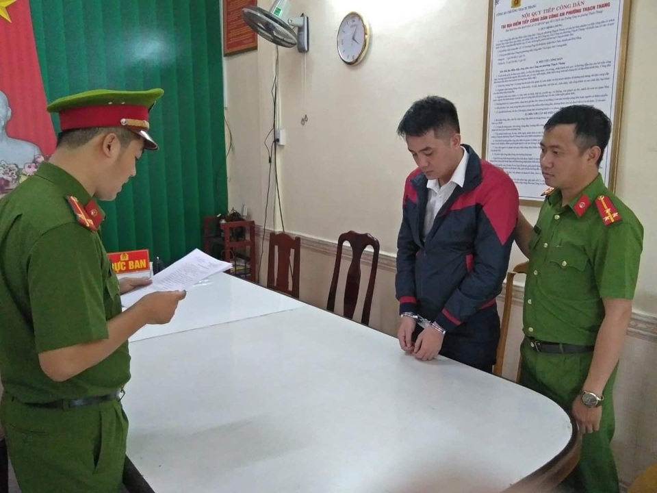 Bắt nghi can “nổ” có đất “vàng”, lừa lấy tiền tỷ - 1 Bắt nghi can “nổ” có đất “vàng”, lừa lấy tiền tỷ - 1