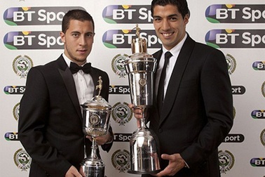 Suarez lập cú đúp danh hiệu cá nhân ở Premier League