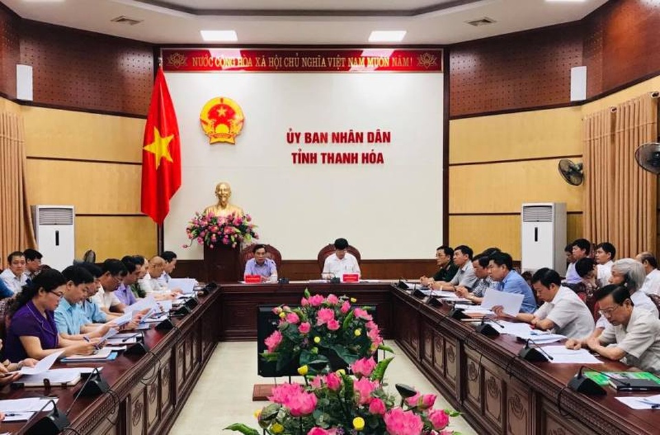 Hàng loạt địa phương áp dụng khai báo y tế bắt buộc người trở về từ Đà Nẵng - 1 Hàng loạt địa phương áp dụng khai báo y tế bắt buộc người trở về từ Đà Nẵng - 1