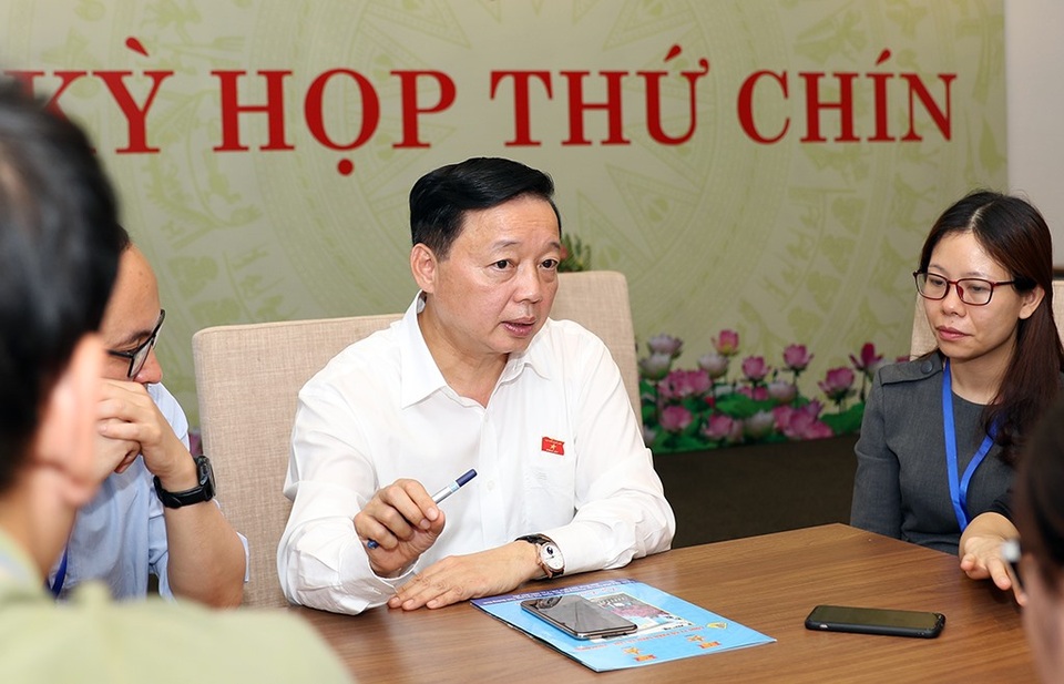 Bộ trưởng Trần Hồng Hà: Không có người nước ngoài sở hữu đất ở Việt Nam! - 2 Bộ trưởng Trần Hồng Hà: Không có người nước ngoài sở hữu đất ở Việt Nam! - 2