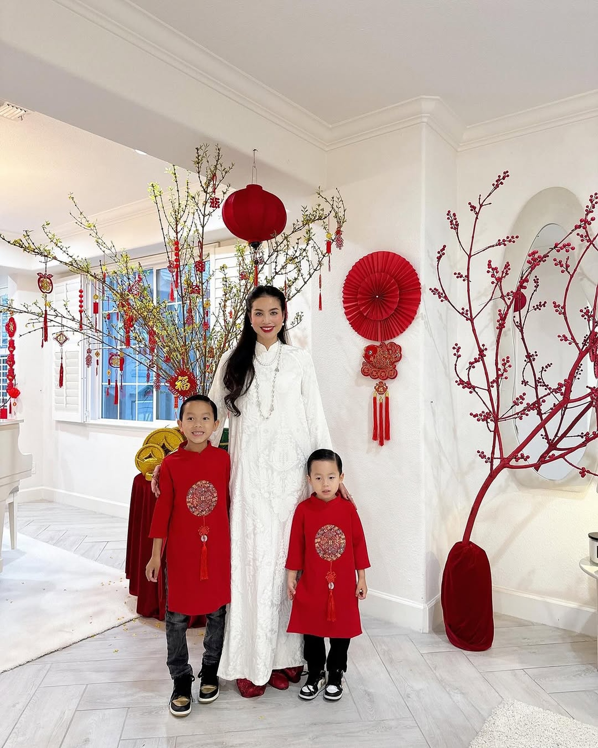 Cuộc sống xa hoa của Hoa hậu Phạm Hương tại Mỹ sau 10 năm đăng quang - 8