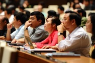 Các Bộ trưởng bị “phê” vì những lời hứa chưa hoàn thành