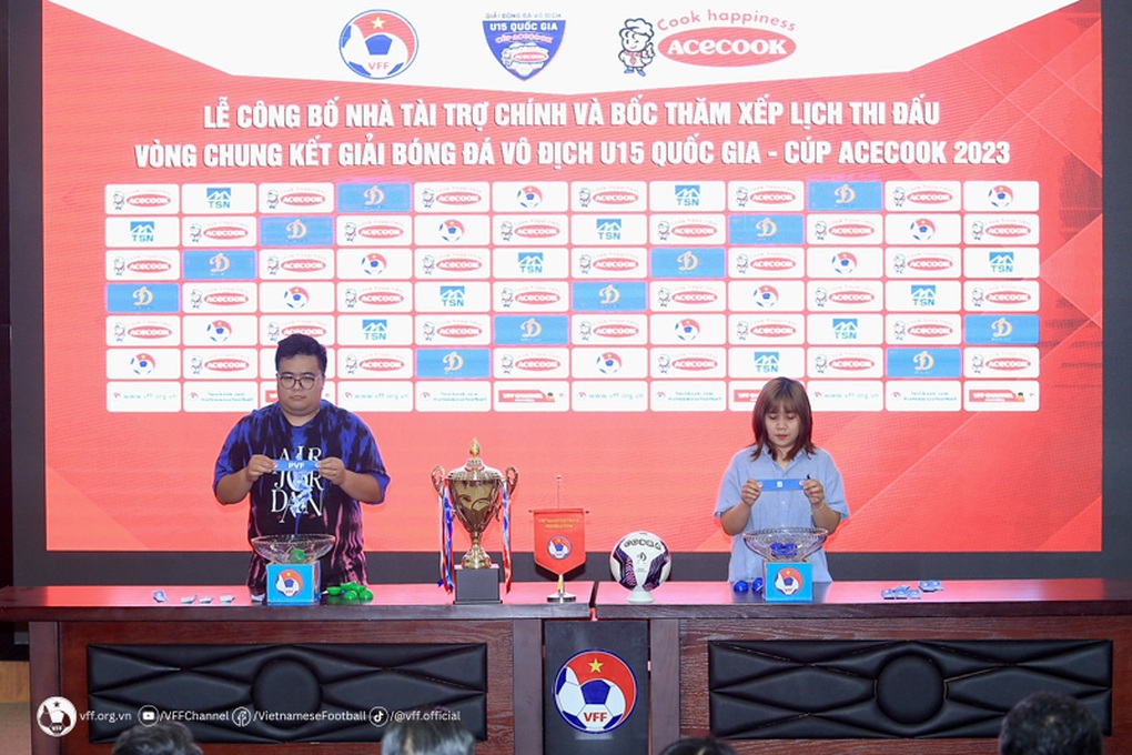 SL Nghệ An cùng bảng với Hà Nội ở giải U15 Quốc gia - 2 SL Nghệ An cùng bảng với Hà Nội ở giải U15 Quốc gia - 2