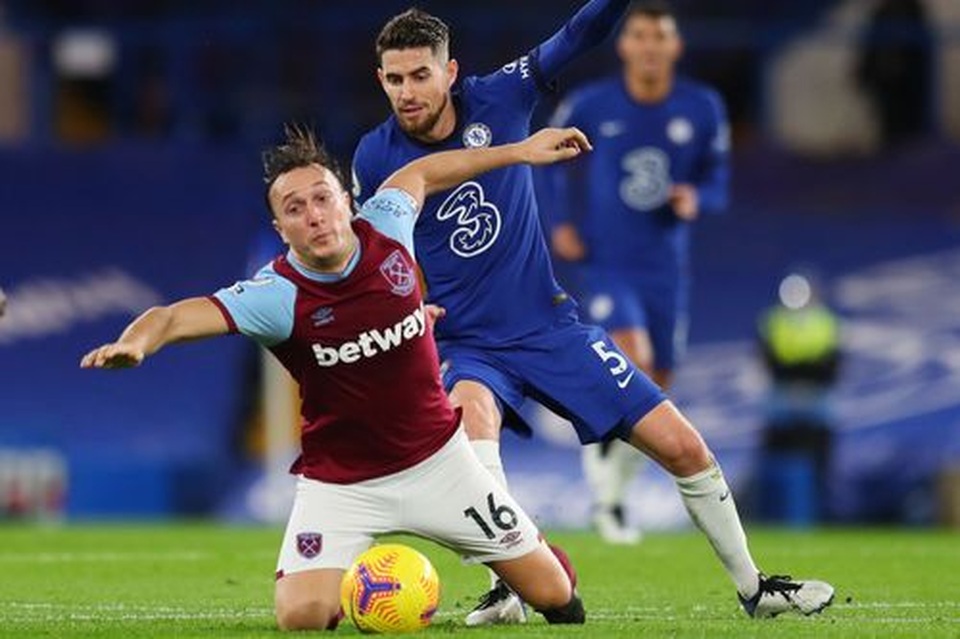 Thắng đậm West Ham, Chelsea vượt lên trên Tottenham - 2 Thắng đậm West Ham, Chelsea vượt lên trên Tottenham - 2