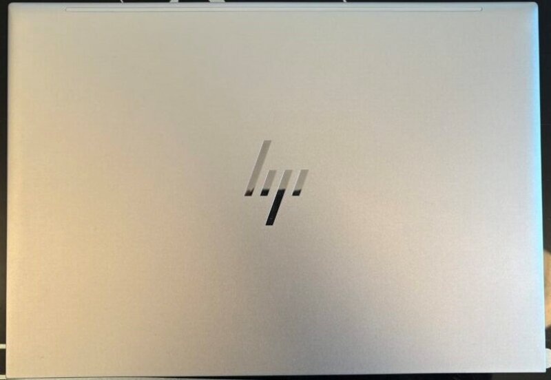 Đánh giá laptop HP EliteBook 865 G10 - Liệu có đủ sức giữ vững vị thế laptop business hàng đầu?