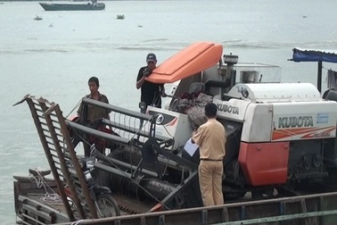 Bé gái 5 tuổi chết thảm khi theo ông đi chở gạch trên sông Hậu