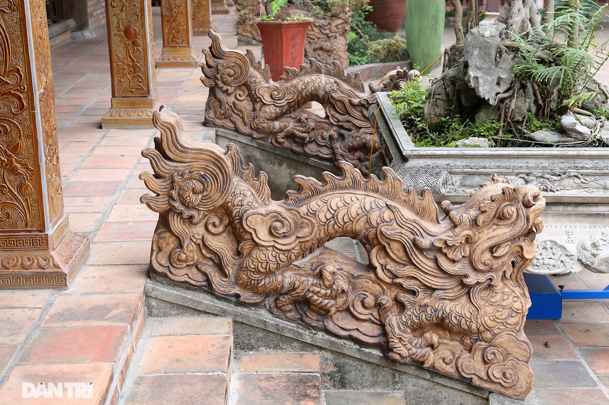 Chùa gốm sứ xây từ hàng vạn tác phẩm thủ công truyền thống ở Bát Tràng - 13 Chùa gốm sứ xây từ hàng vạn tác phẩm thủ công truyền thống ở Bát Tràng - 13