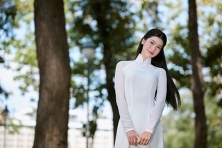 Nữ sinh xinh đẹp cao 1,73m, đỗ 3 đại học, thạo cả tiếng Anh và tiếng Pháp - 2