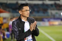 HLV Kiatisuk chia sẻ về hành trình trụ hạng thành công của HA Gia Lai