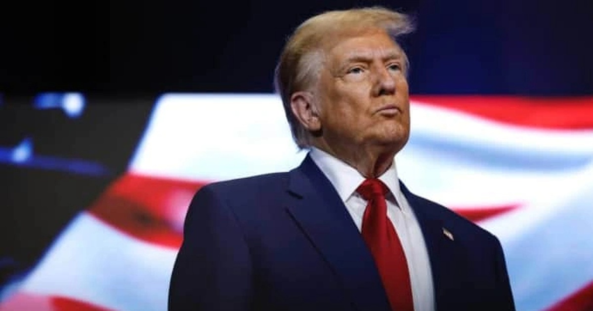 Lời hứa của ông Trump sau cuộc điện đàm với ông Zelensky