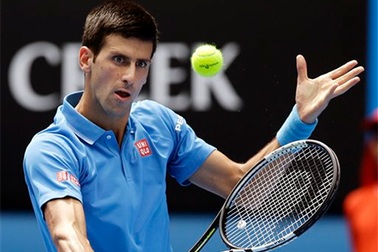 Djokovic, Serena Williams cùng qua "ải" đầu