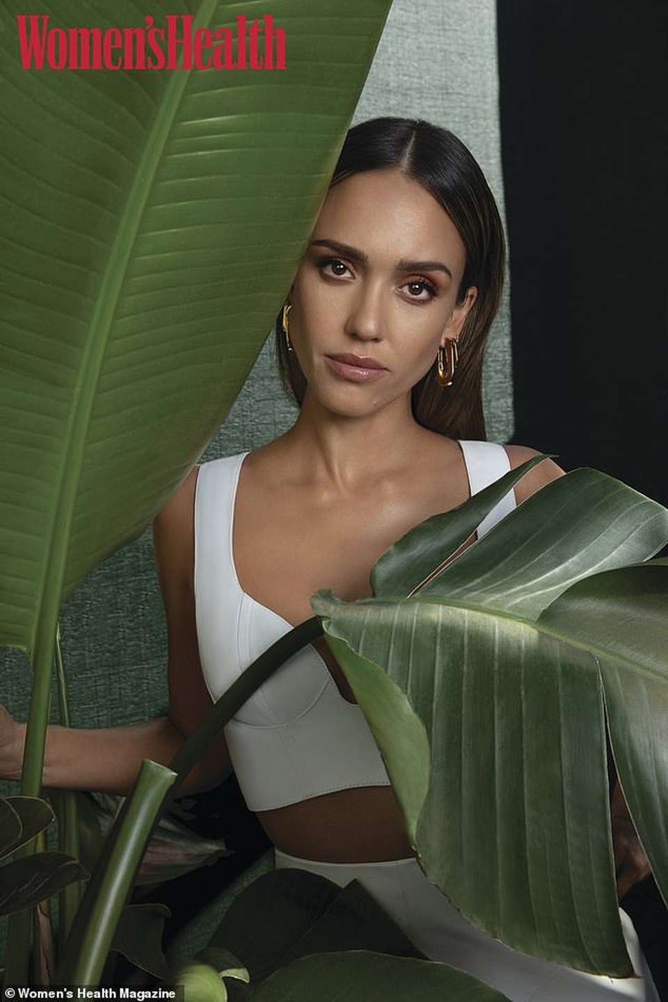 Thiên thần bóng tối Jessica Alba tái xuất gợi cảm bất ngờ - 4 Thiên thần bóng tối Jessica Alba tái xuất gợi cảm bất ngờ - 4