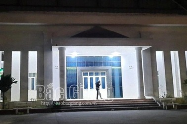 Vụ thầy giáo tử vong tại trường: Trầm cảm do mất ngủ kéo dài hậu Covid-19?