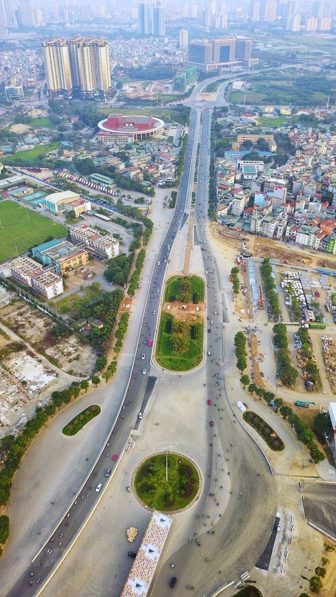[Photo] Toàn cảnh trường đua F1 trong giai đoạn nước rút | Thể thao | Vietnam+ (VietnamPlus) - Ảnh 8.
