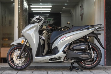 Honda Việt Nam tặng hàng trăm nghìn quà Tết giá trị tri ân khách hàng