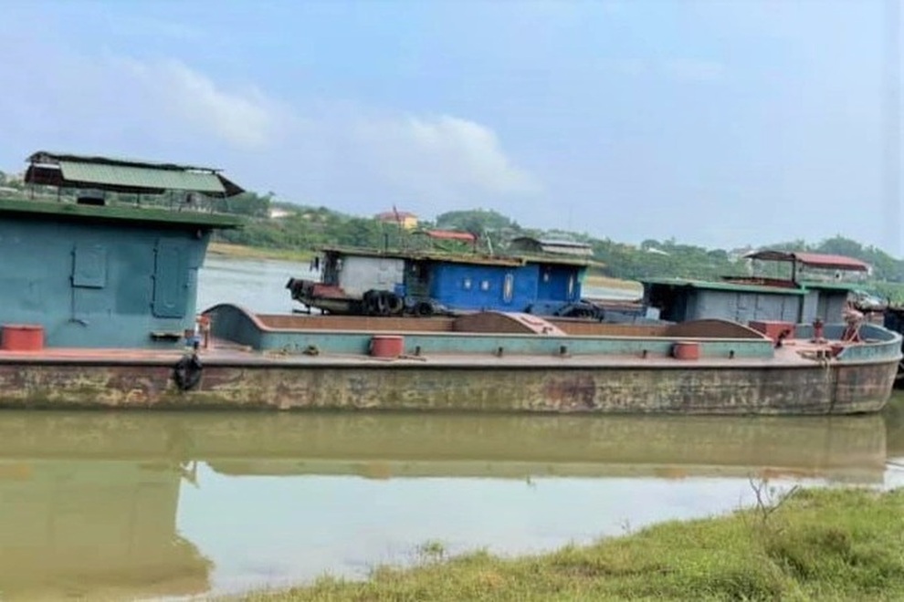 Ba cô gái trẻ vượt sông từ Hà Nam về Ninh Bình để trốn khai báo y tế - 1 Ba cô gái trẻ vượt sông từ Hà Nam về Ninh Bình để trốn khai báo y tế - 1