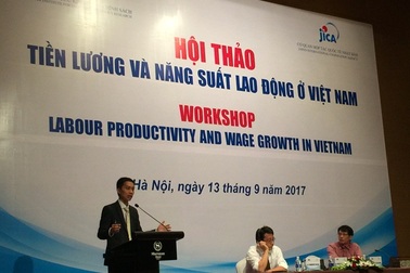 Năng suất thấp, trả lương cao, lao động Việt sẽ bị máy móc thay thế!