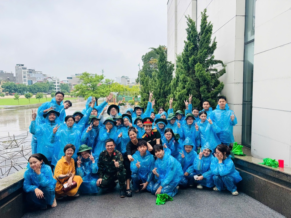 Tổng đạo diễn khối nghi trượng A80: Nữ Đại tá 3 lần vinh dự tham gia đại lễ - 2 Tổng đạo diễn khối nghi trượng A80: Nữ Đại tá 3 lần vinh dự tham gia đại lễ - 2