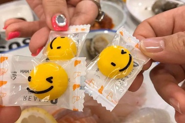 Lùng mua kẹo giải rượu để "né" phạt, dân nhậu ngậm ngùi nhận cái kết "đắng"