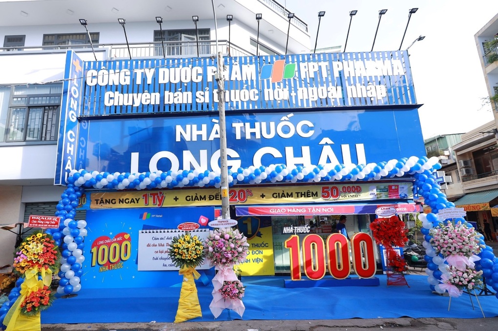 Hành trình 1.000 nhà thuốc của FPT Long Châu trong năm 2022 - 1 Hành trình 1.000 nhà thuốc của FPT Long Châu trong năm 2022 - 1