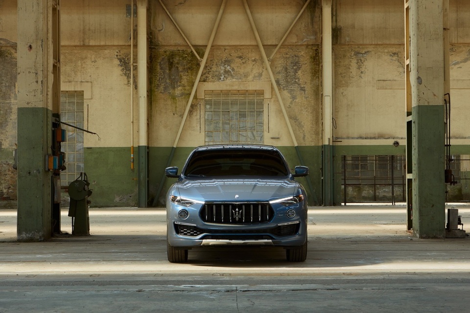 SUV động cơ hybrid đầu tiên của Maserati trình làng - 20 SUV động cơ hybrid đầu tiên của Maserati trình làng - 20