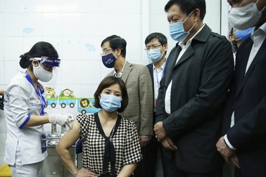 Hải Dương chia làm 2 đợt tiêm vắc xin Covid-19, bắt đầu từ hôm nay