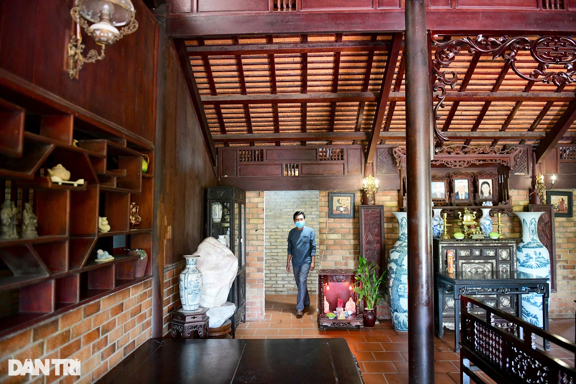 Khu nhà cổ mang kiến trúc Nam bộ xưa trị giá hơn 20 tỷ đồng ở Sài Gòn - 6 Khu nhà cổ mang kiến trúc Nam bộ xưa trị giá hơn 20 tỷ đồng ở Sài Gòn - 6